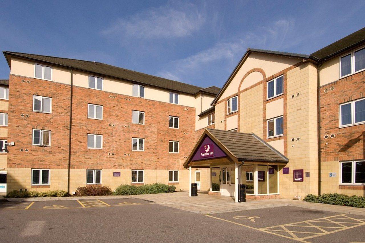 Premier Inn Slough Esterno foto